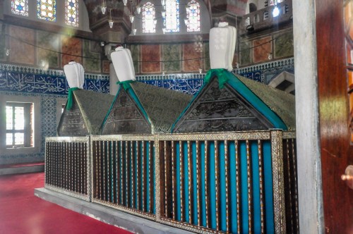 tomb-of-suleiman-interior